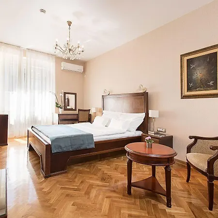 Hotel Majestic 4*