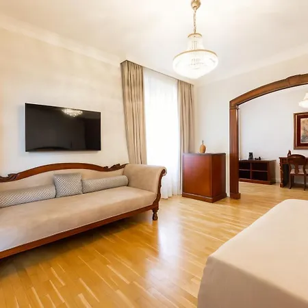 Majestic Hotel