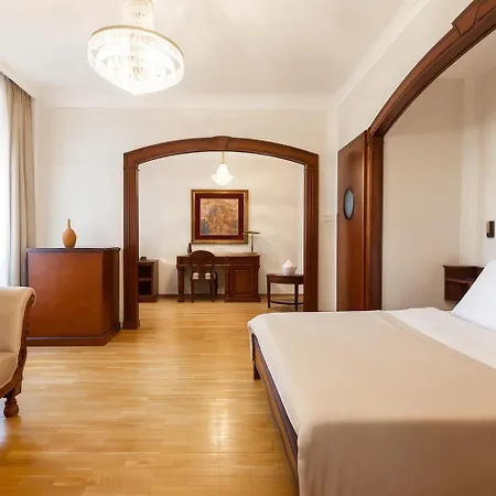Hotel Majestic 4*