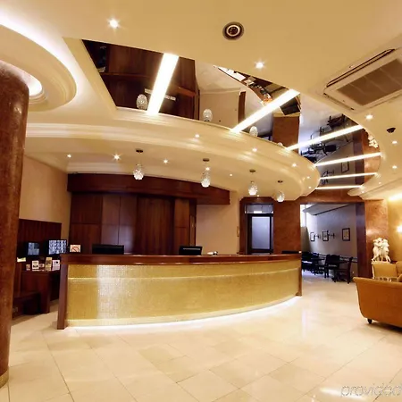 Hotel Majestic 4*